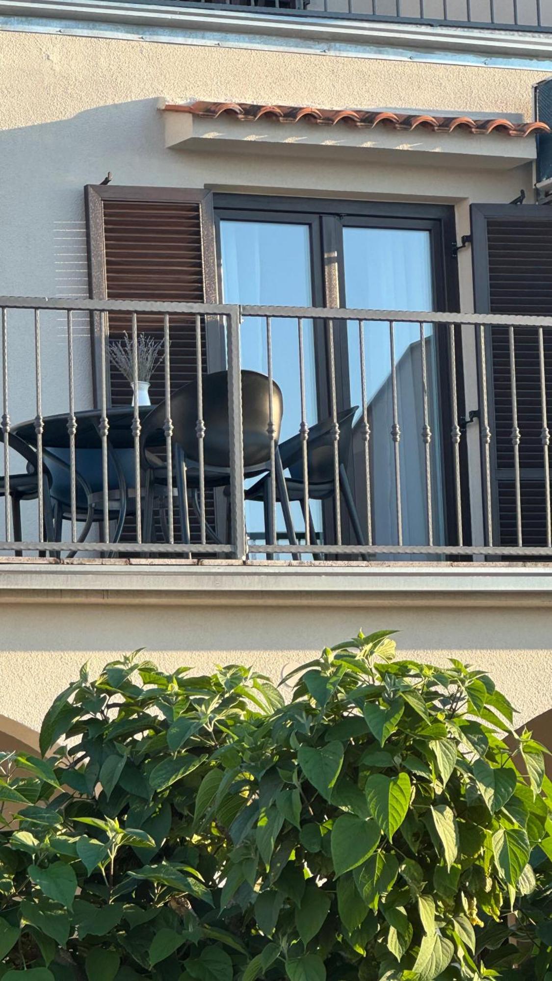 Apartments Ein Haus In Der Sonne Malinska Buitenkant foto